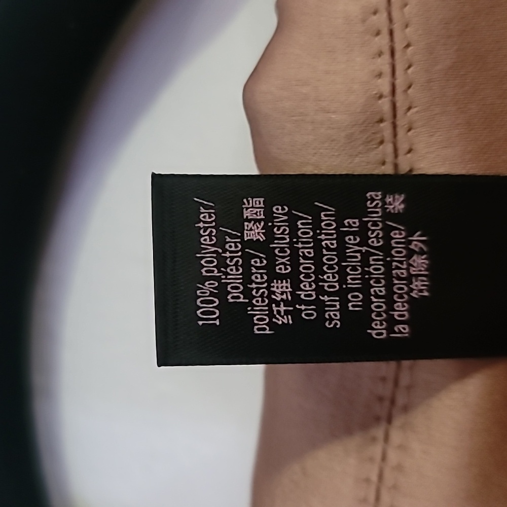 Victoria's Secret Robe - Picture 4 of 4